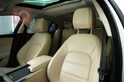 جاگوار XE